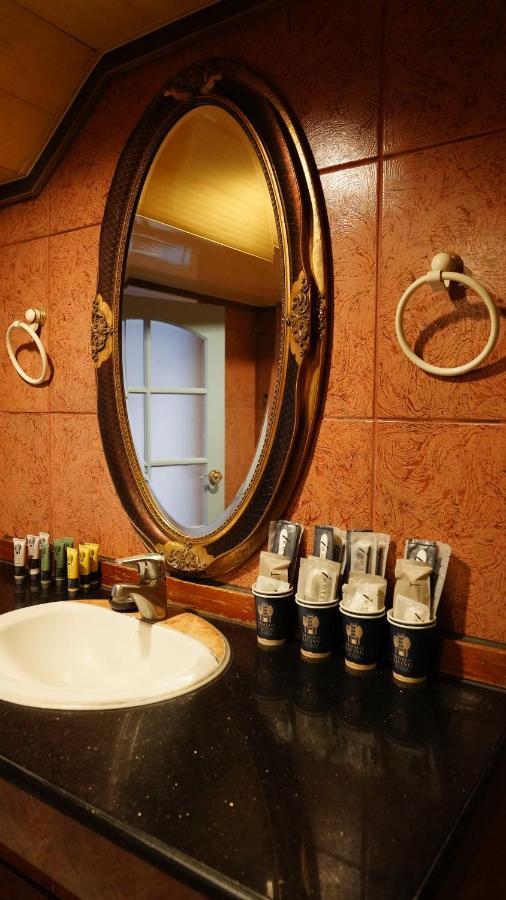 台東燦陽 Apartment Kaohsiung Luaran gambar