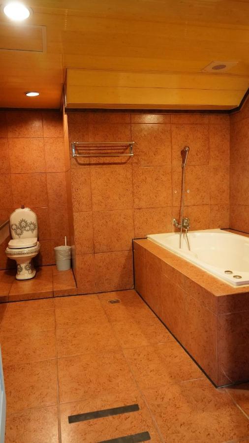 台東燦陽 Apartment Kaohsiung Luaran gambar